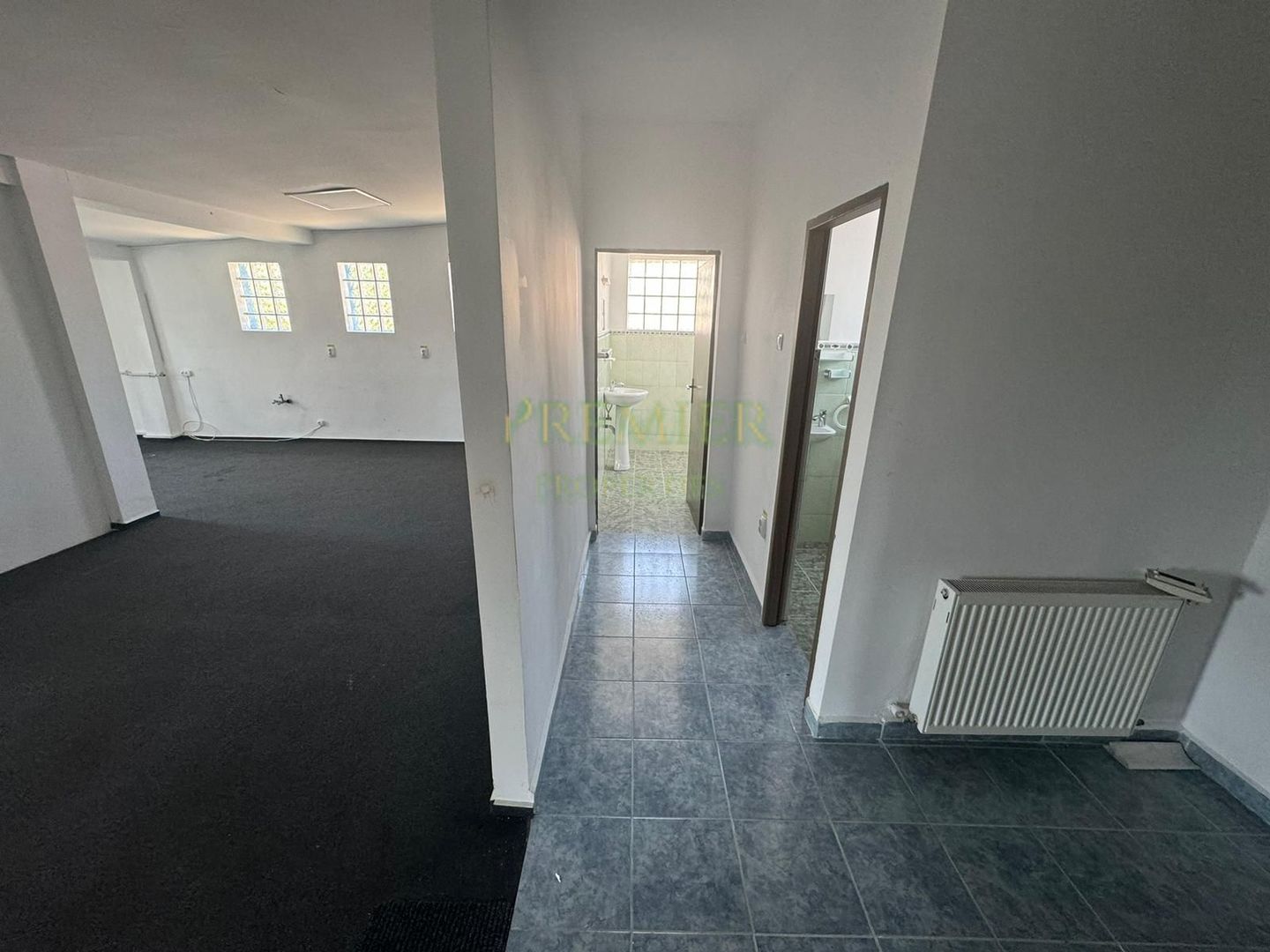 Oportunitate investitie cladire birouri proprie centrala pe fiecare etaj - Poză 23