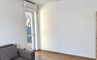Garsoniera mobilata, curte proprie | Metrou Dimitrie Leonida - Poză 3