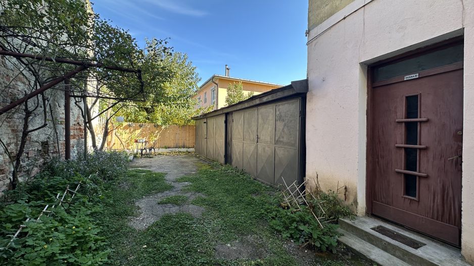 Apartament in casa spațios la doar 5-7 minute de Centrul Istoric - Poză 22