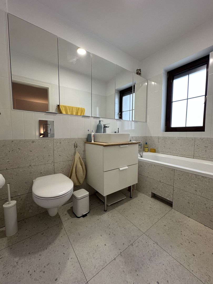 Casa deosebita intr-un cartier privat cu bariera - Poză 42