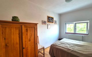 Apartament in casă, într-o zonă exclusivistă, priveliște deosebită. - Poză 25