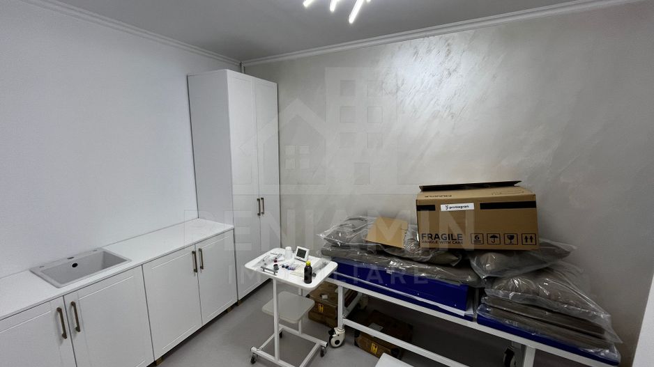 Spatiu modern cabinete medicale parter 50mp Toporasi Promenada - Poză 5
