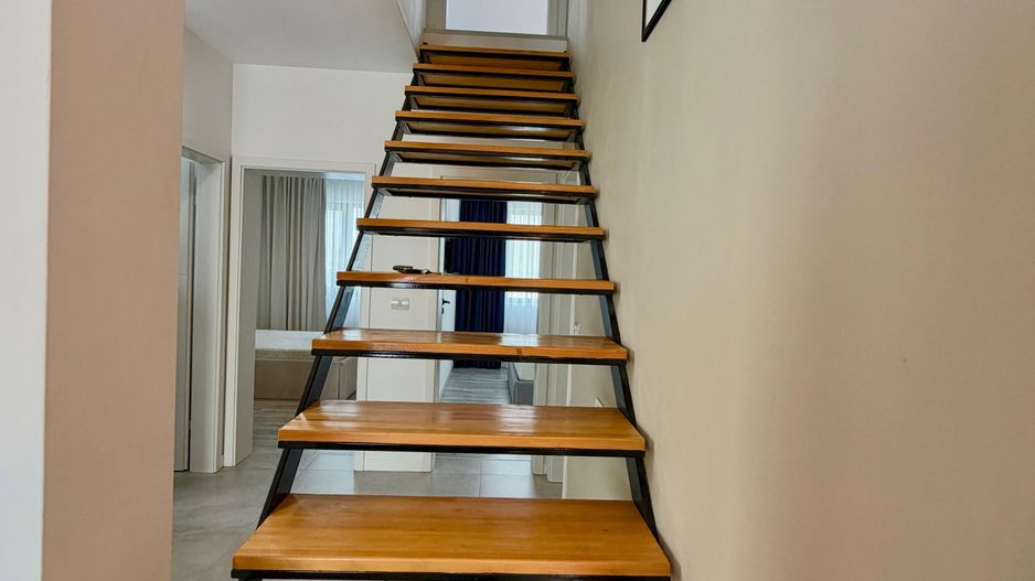 Casă tip duplex - 4camere - mobilata si utilata - Zona Est - Timisoara - Poză 12