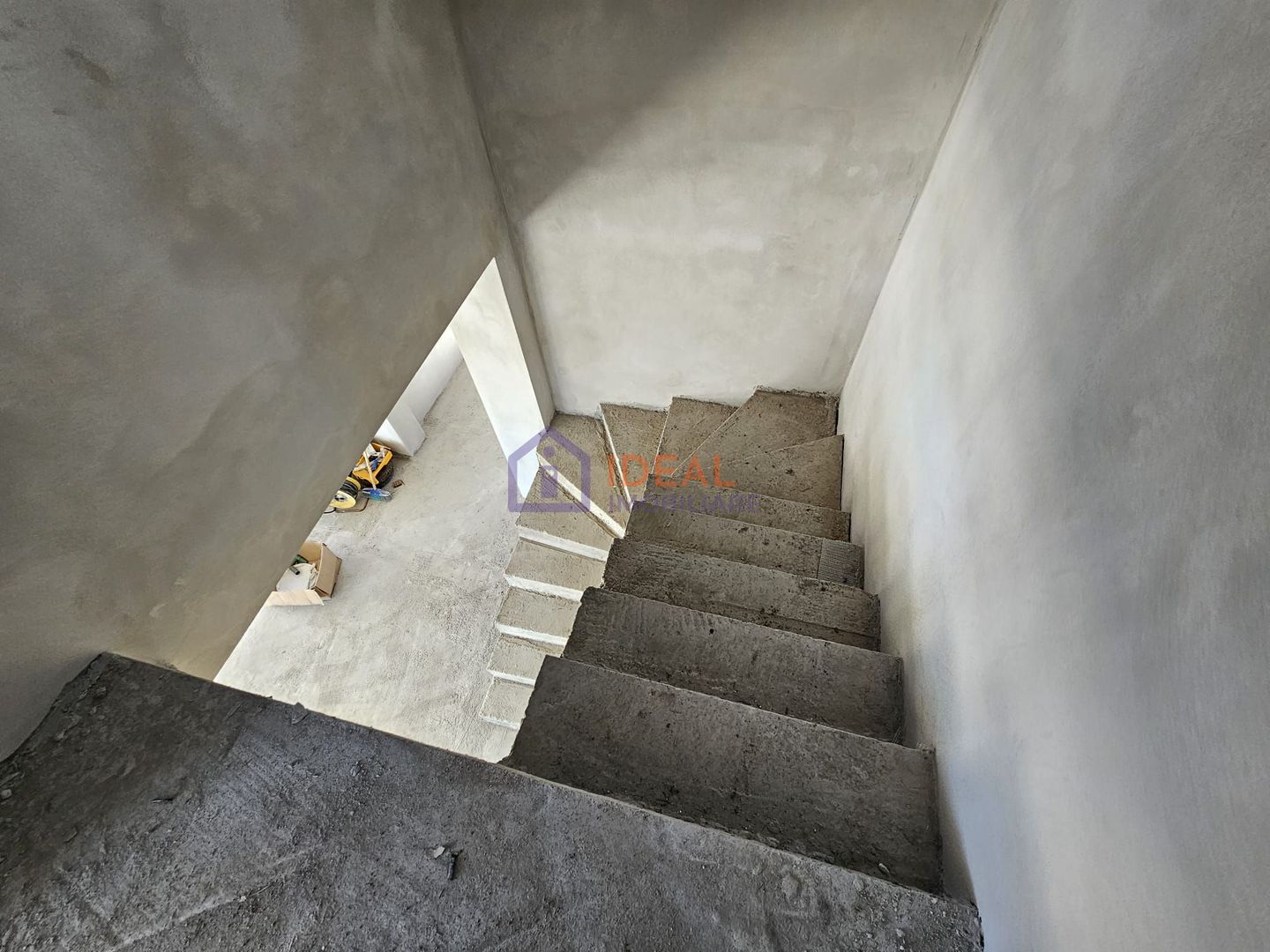 Vila Moderna cu 4 camere si 600 mp de curte, in Tocile - Poză 7