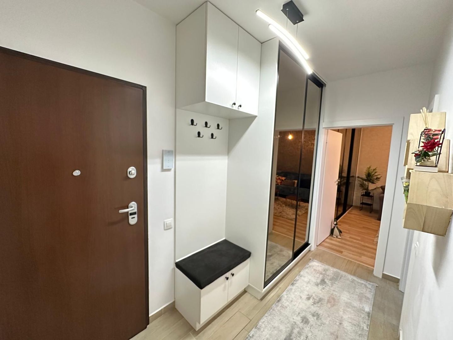 Apartament 2 camere cu loc de parcare si terasa EvoCasa Optima Titan - Poză 11