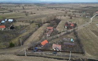 Două case de vânzare cu teren 1800 mp Dobolii de Sus - Poză 2
