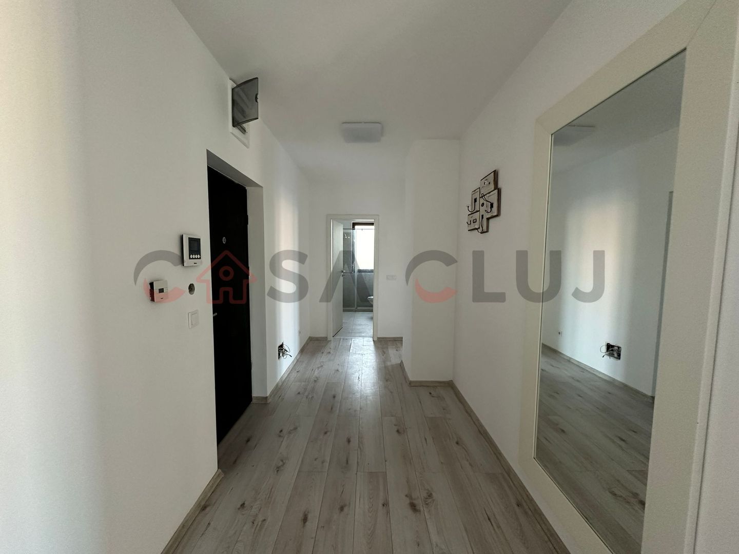 Apartament de lux, cu terasă generoasă – confort și rafinament în Gheorgheni - Poză 7