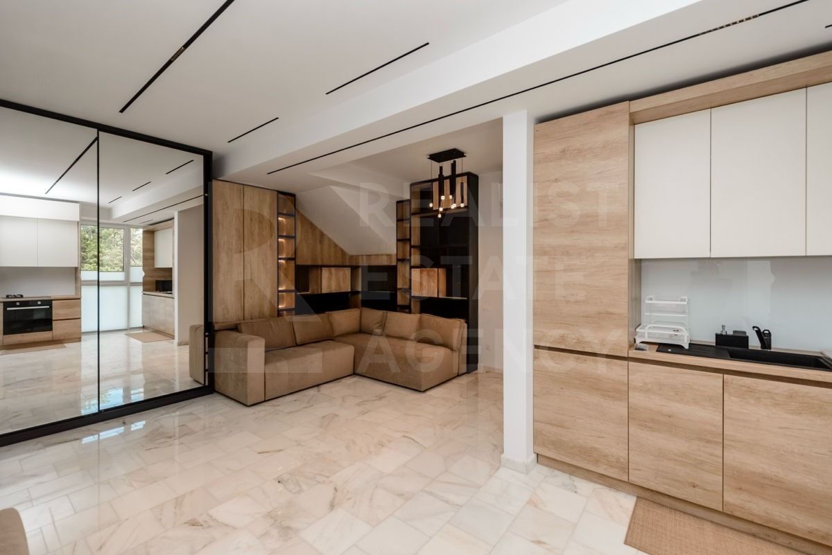 Chirie, apartament, 3 camere, str. Timiș, Centru - Poză 1