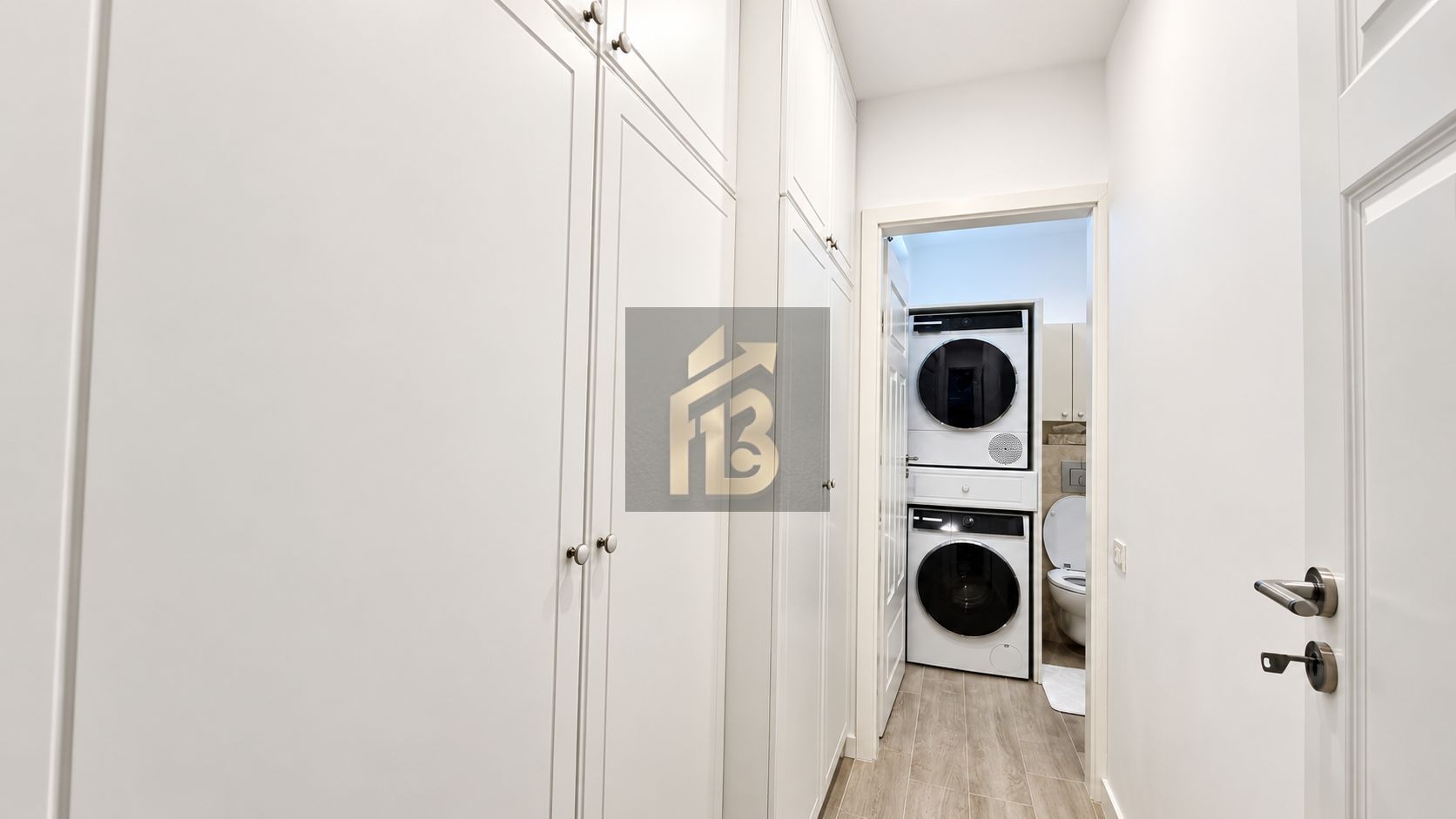 Casă în complex select | Marmură, încălzire în pardoseală, 3 parcări - Poză 8