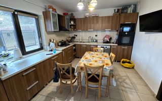 VILA 5 CAMERE 246 MP TEREN 817 MP CÂMPULUNG, 0 COMISION CUMPARATOR - Poză 21