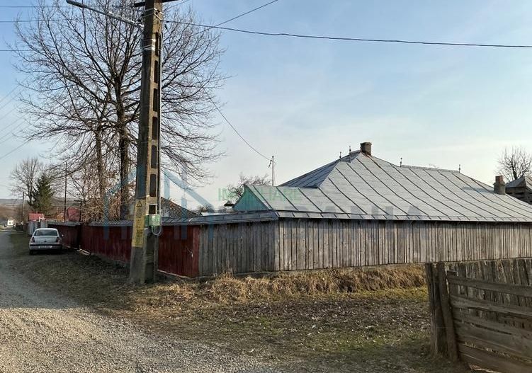 Casa Batraneasca 100 MP + teren intravilan 400 MP, 4500 MP extravilan - Poză 10