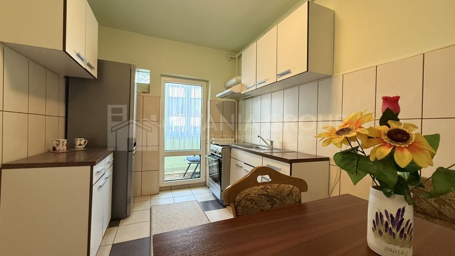 Apartament 3 camere decomandat+ loc de parcare - Centrul Vechi - Poză 6
