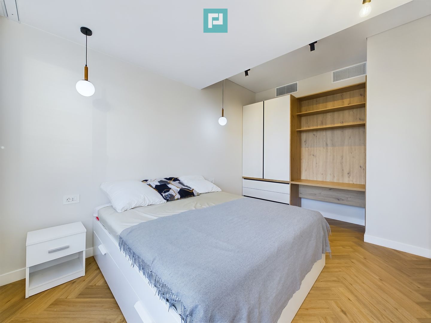 Apartament cu doua camere, Catted Family - Poză 10
