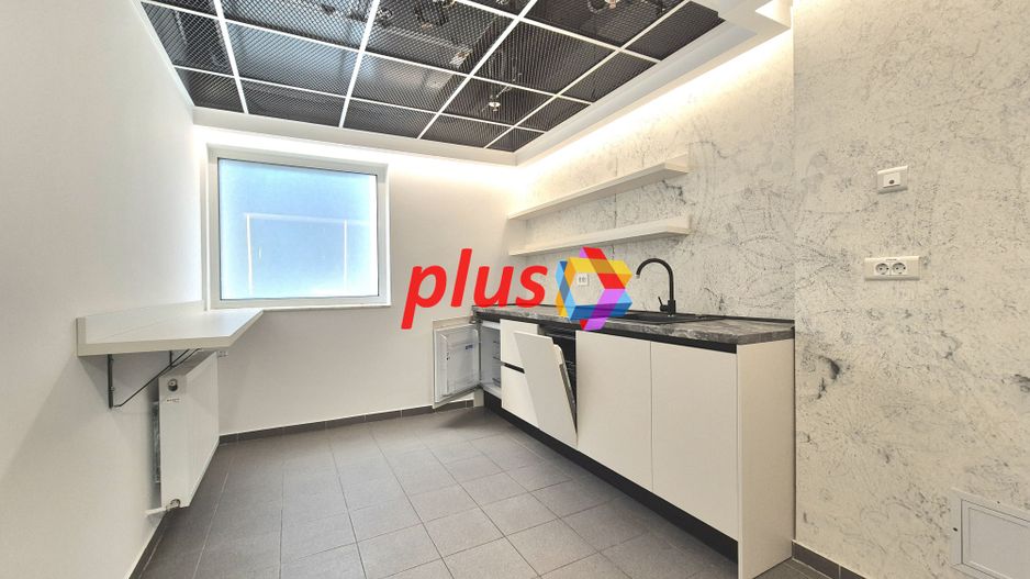 Spatiu de birouri ultramodern Brașov - 367 mp + Teresa 240 mp - Poză 9