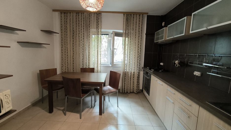 Apartament decomandat Eroii Revolutiei - Poză 7
