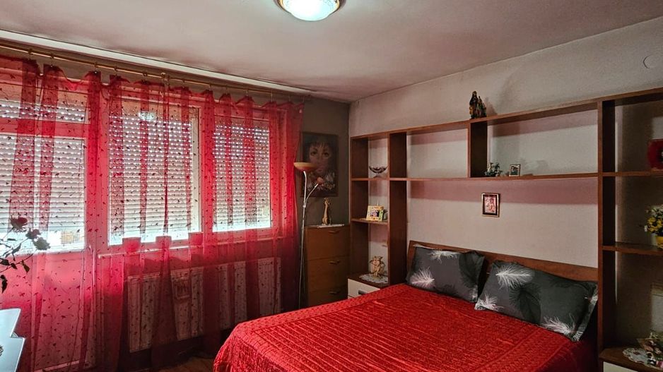 Casa- zona Spitalul nr 1 - Poză 9