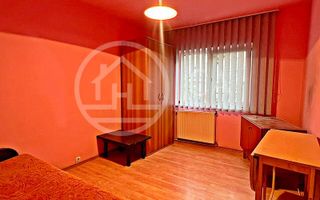 Apartament cu 3 camere de vanzare in zona Rogerius, Oradea - Poză 11