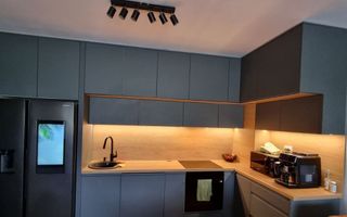 Apartament modern cu 3 camere, terasă și parcare subterană. - Poză 3