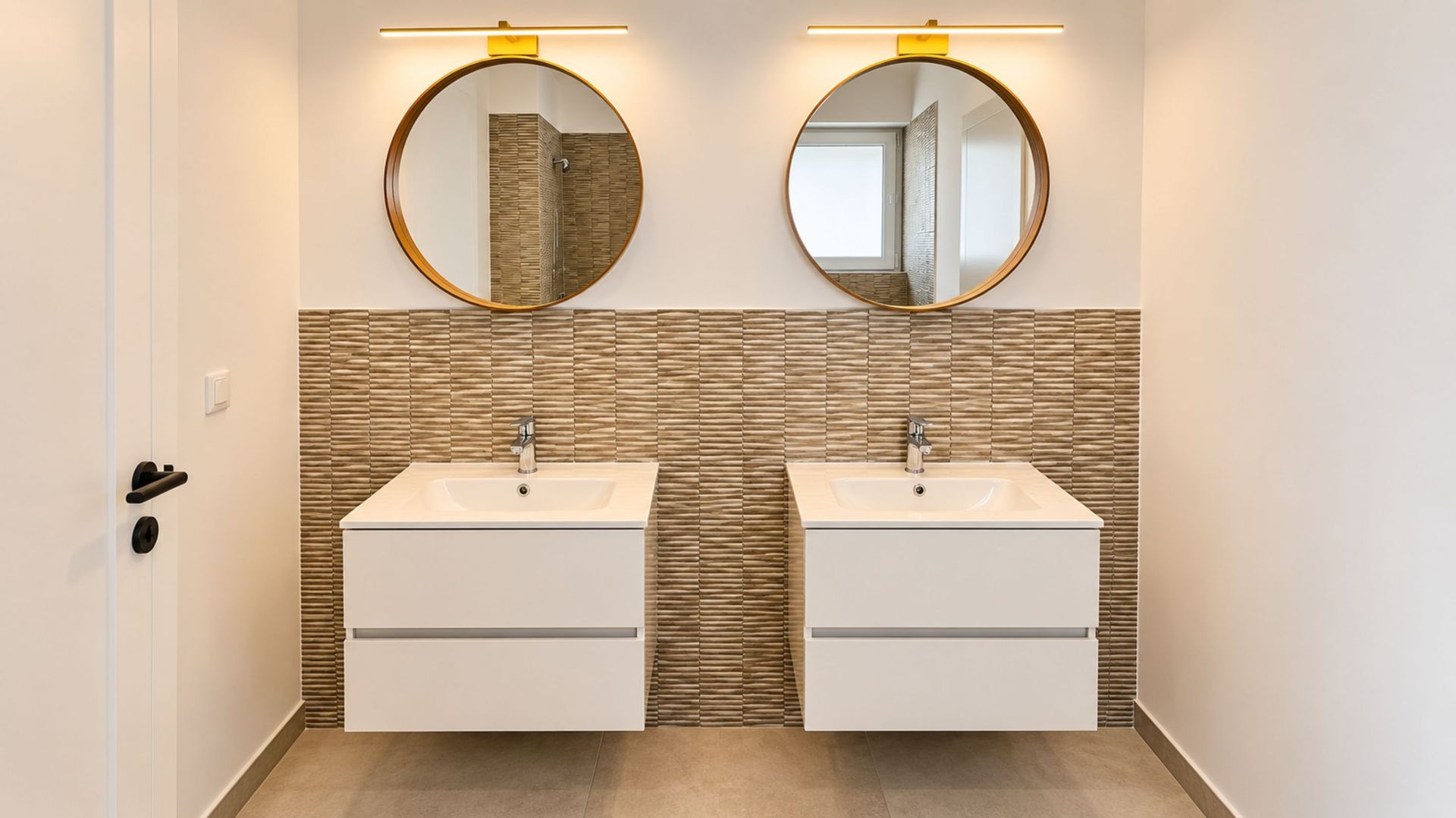 First Rental | Executive 3-Room Residence | 100 sqm | Garden - Poză 8