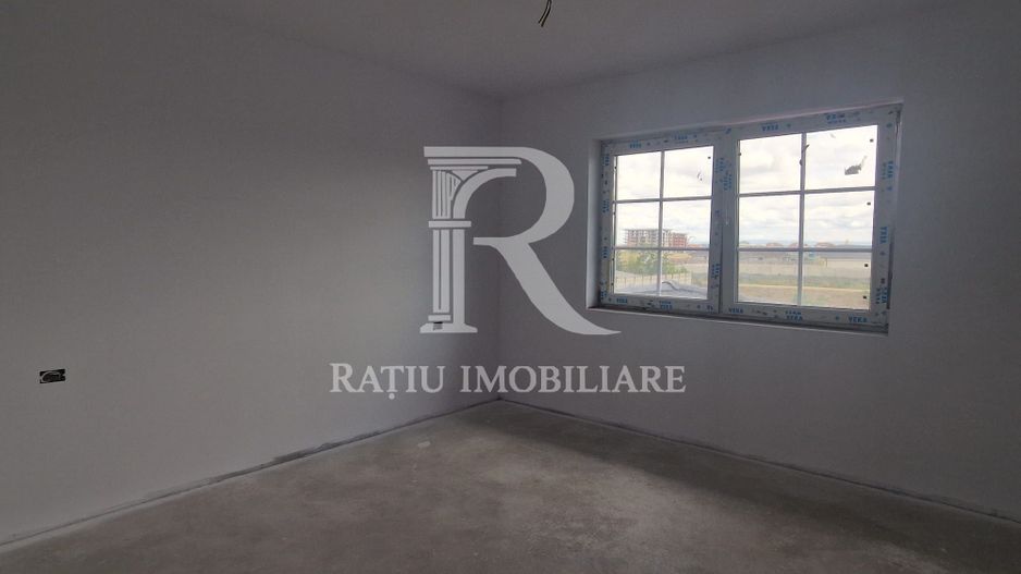 Casa de vanzare cu 4 camere | Cihei | Finisata | Bihor - Poză 11