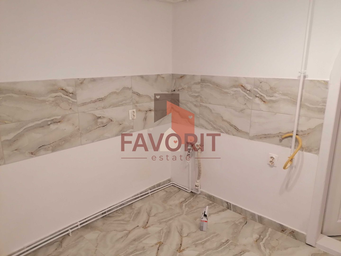 1 camera | Etaj 1 | Decomandat | Zona Excelenta | Renovat complet | Centrala - Poză 1