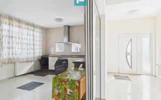 Casă individuală de închiriat – Moșnița Nouă - Poză 14