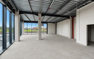 Spațiu logistic nou, cu 4 hale plus showroom și spațiu birouri P+2 - Poză 8