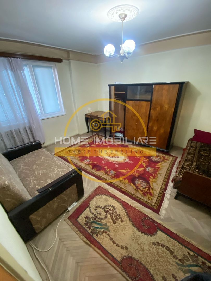 Tudor Vladimirescu/ Apartament 2 camere/ Decomandat/ Ideal pentru Investitie - Poză 4