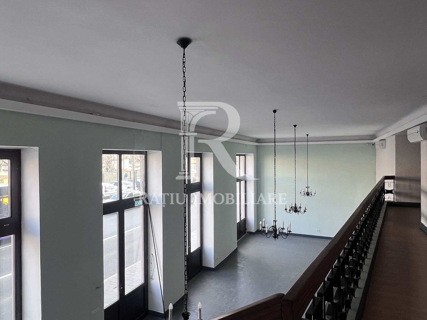 Spațiu Comercial în Imobil Istoric | Locație Ultracentrală | Oradea - Poză 6