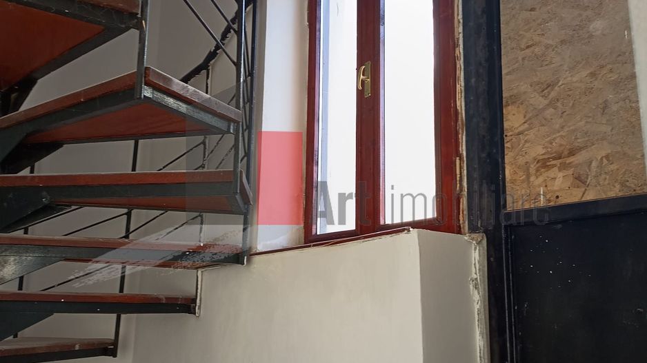 Vila  de inchiriat recent renovata - Poză 35