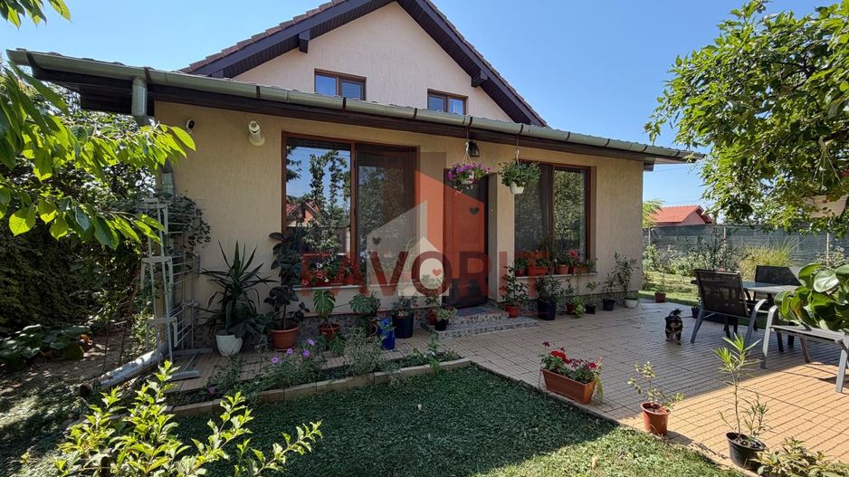 Individuala | 4 camere | Toate utilitatile | Mobilata | Asfalt | - Poză 1