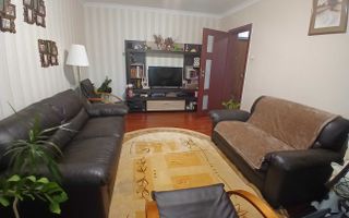 Apartament Luminos 4 Camere.  Decomandat. Zona Universitatea Spiru Haret. - Poză 2