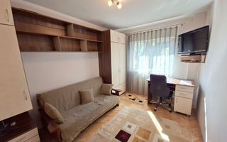 Apartament 3 camere decomandate + parcare, mijlocul strazii Titulescu! - Poză 3