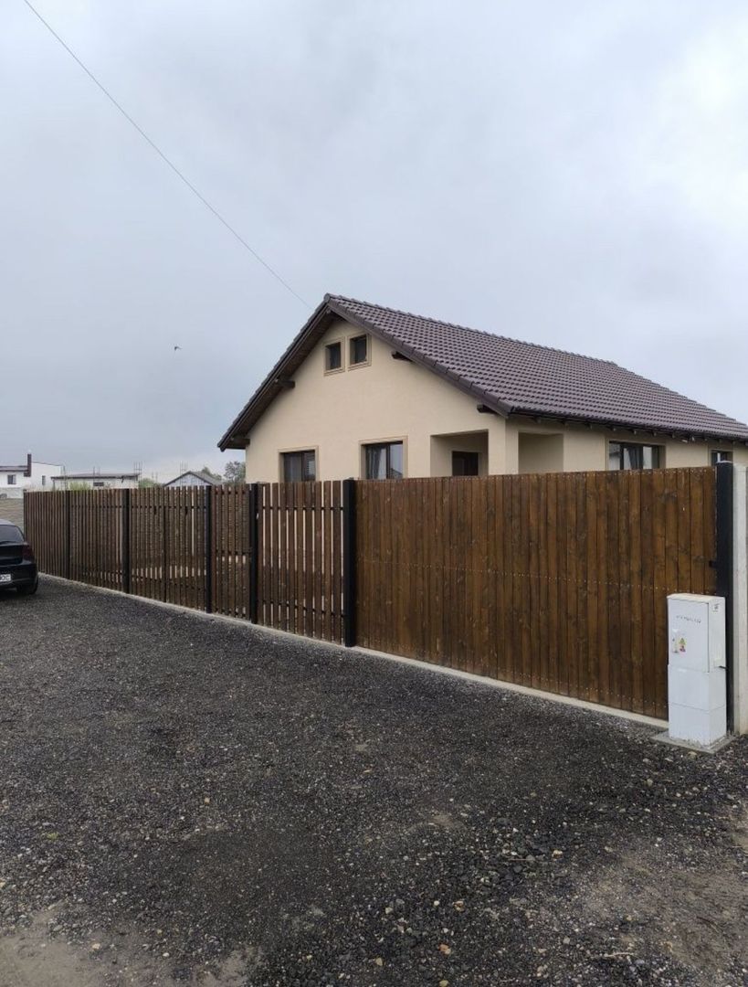 Casa Individuala Parter,Sanmihaiu Roman,3 Camere,Toate Utilitatile - Poză 2
