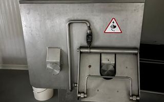 BUSINESS LA CHEIE! FABRICA + RESTAURANT + 2 MAGAZINE + TEREN INTR. 9688 MP - Poză 11