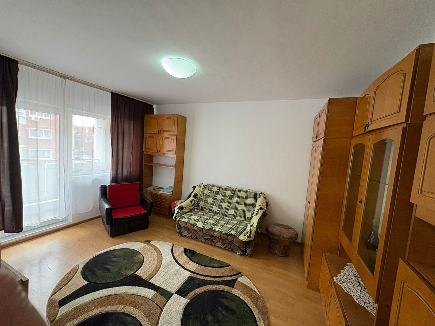 Garsonieră zona lenin etaj 2 de închiriat - Poză 1