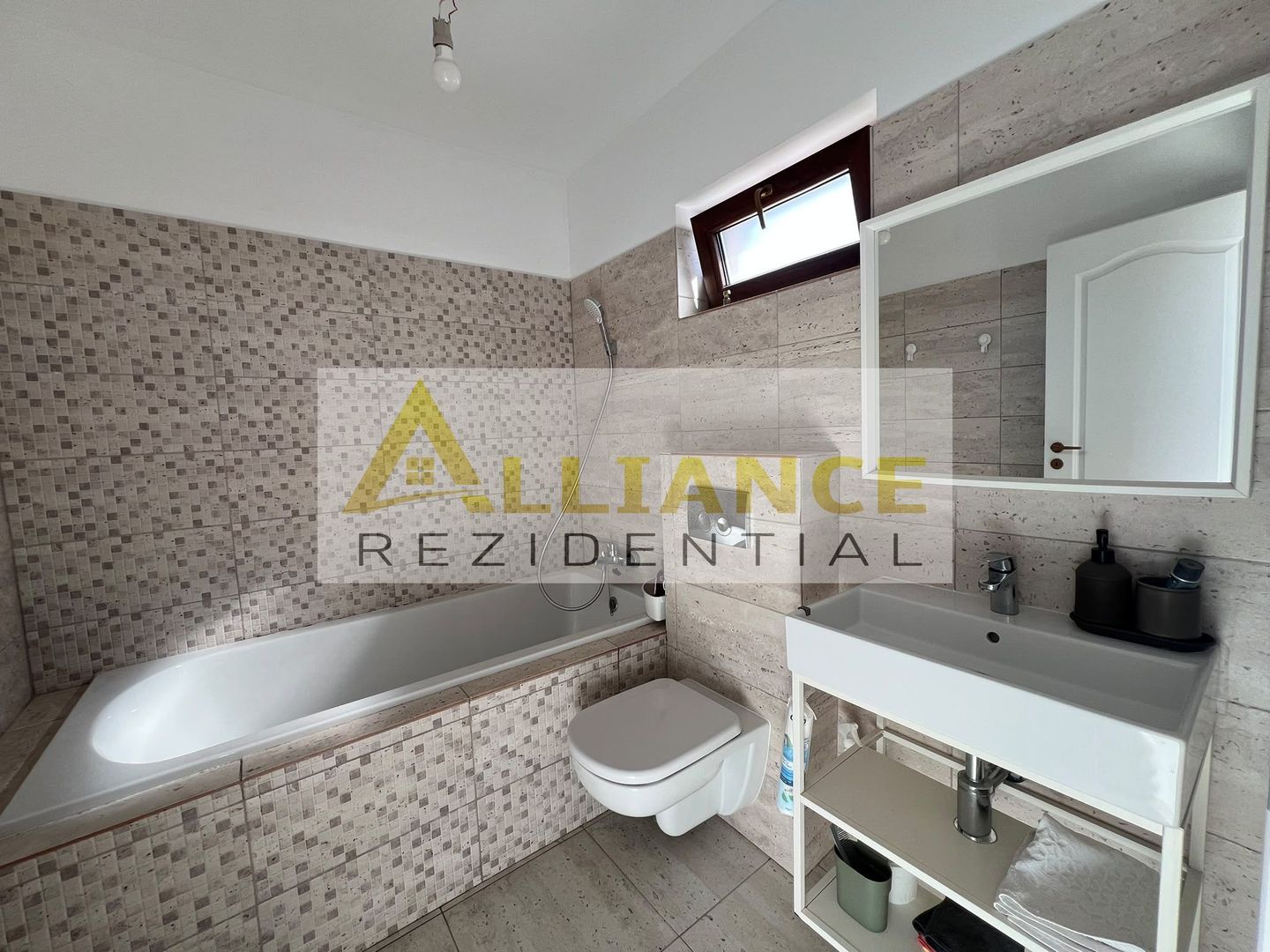 Duplex mobilat si utilat  - 4 camere - Strada asfaltata-800 M de STV - Poză 21
