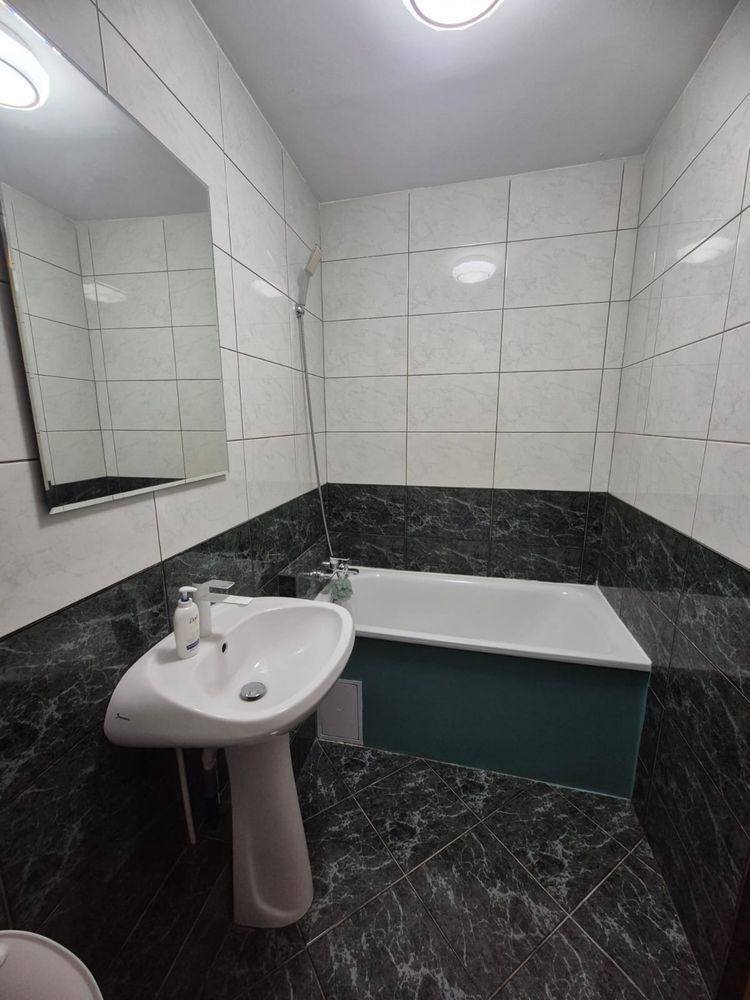 De Inchiriat Garsonieră moderna, zonă Decebal - Poză 7