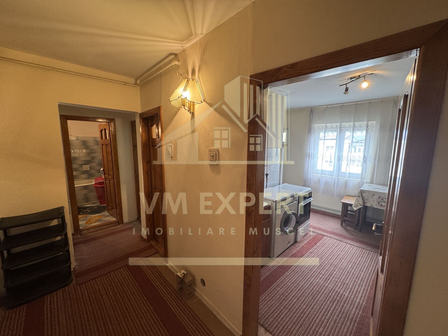 APARTAMENT 2 CAMERE 2 BALCOANE ETAJ 4 GRUI CAMPULUNG - Poză 4