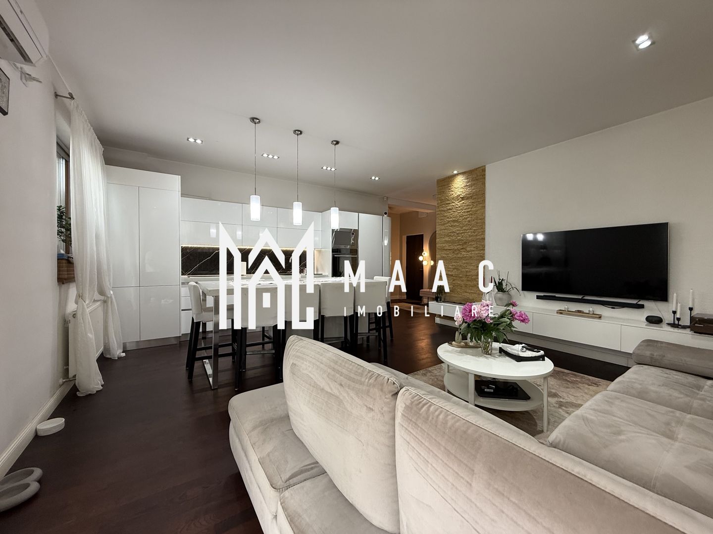 Apartament 3 camere | Gradina 159 MP | 2 Parcari | Selimbar - Poză 1