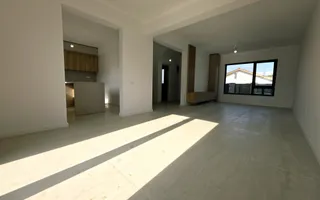 Vila 4 Camere | Mobilată si utilata | Curte amenajata - Poză 11