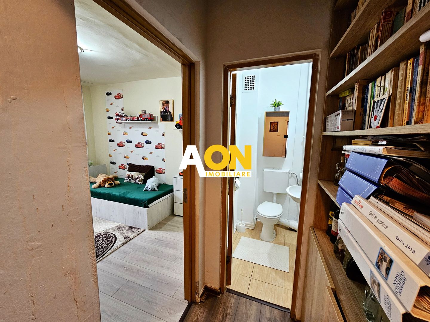 Apartament 4 camere, 2 balcoane, 2 bai, 79 mp utili, zona Closca - Poză 9