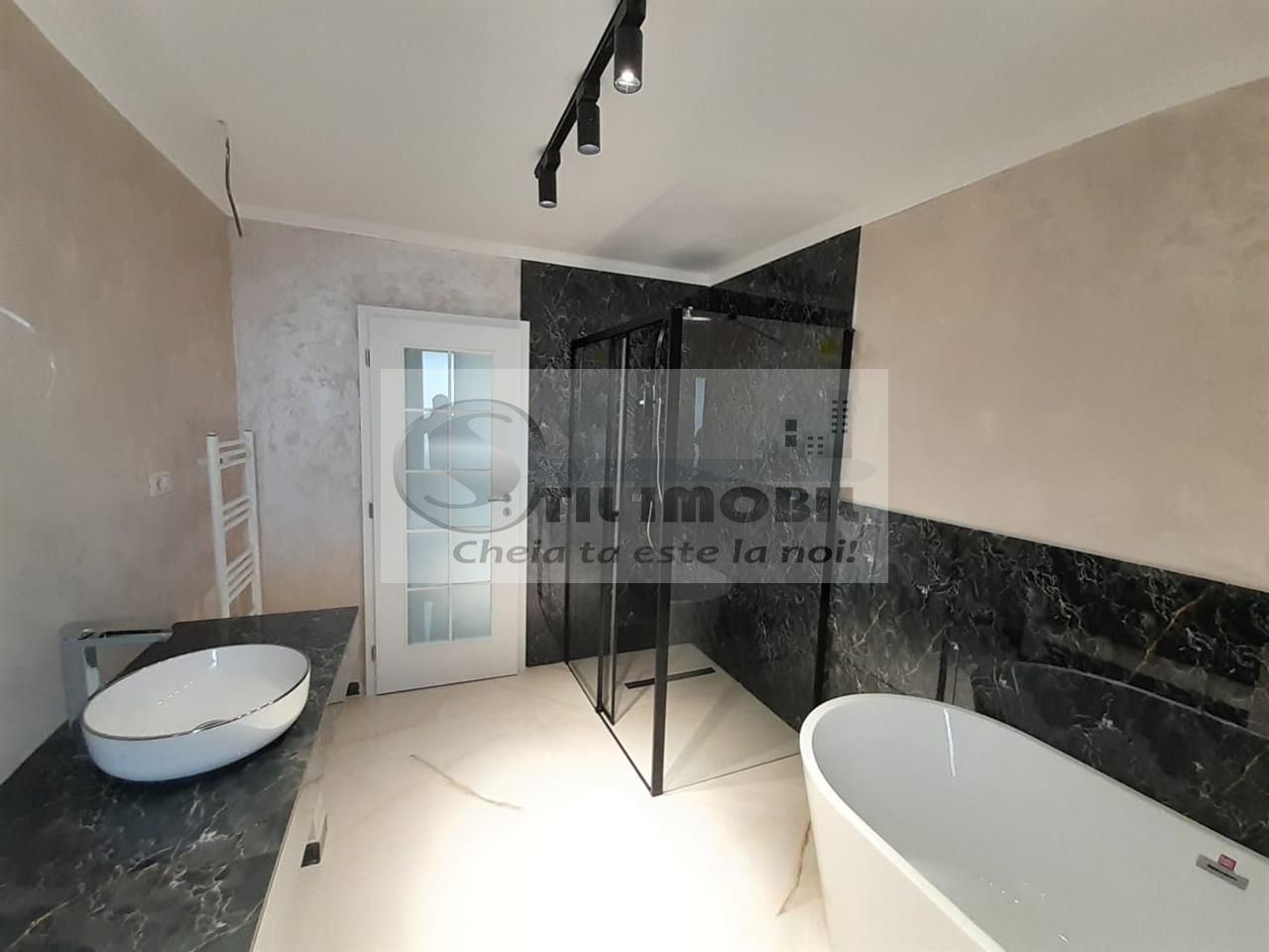 Casa individuala P+1 cu piscina 5 camere BUCIUM - Poză 7