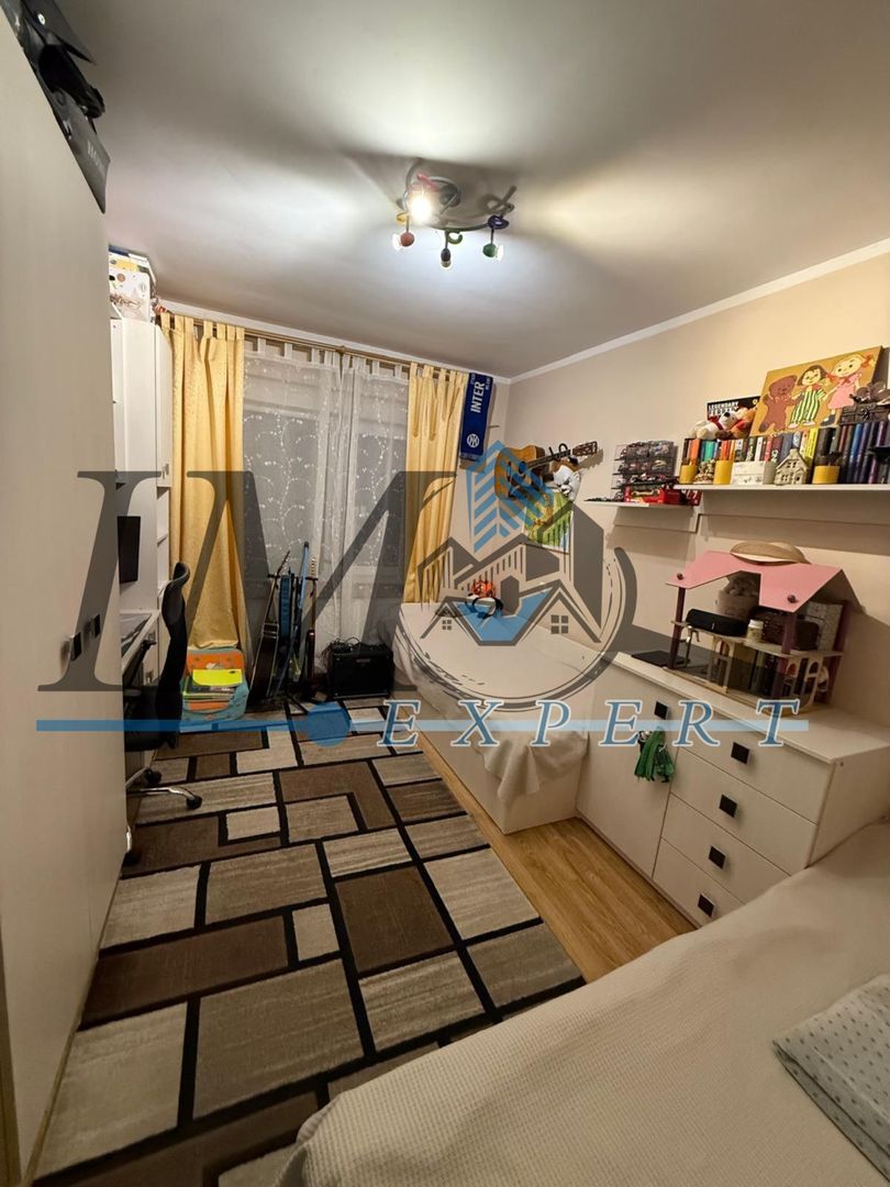 Apartament de vânzare cu 3 camere zona Stadion - Poză 4