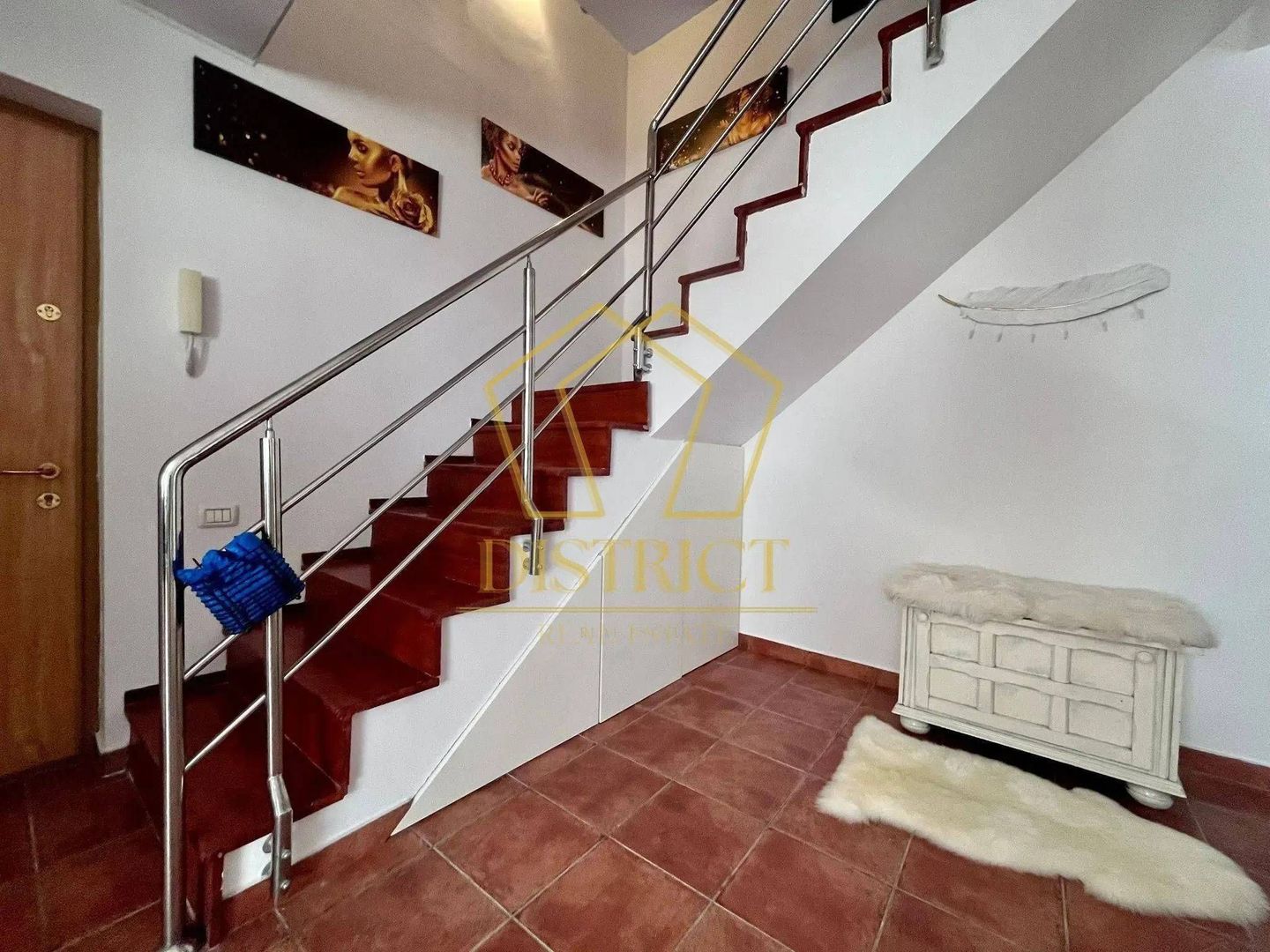 Apartament spatios cu 3 camere pe 2 niveluri | Odobescu - Poză 10