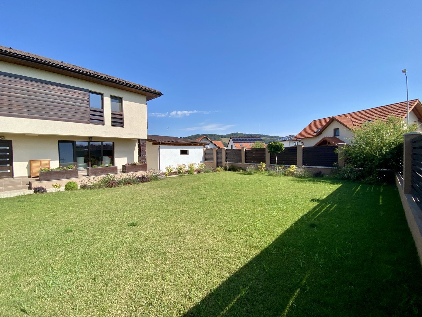 Casă individuală de vânzare în Sânpetru | Lânga rezervația naturală Lempeș - Poză 2