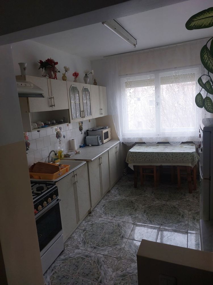 BRASADAS vinde ap 2 cam etaj 4/4 Micro 16. - Poză 6