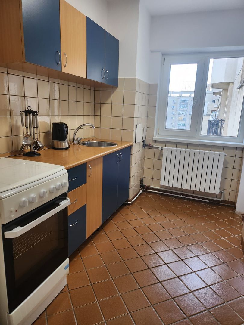 De Inchiriat Garsoniera Bd. Decebal LUX cu TERASA langa Rond Alba Iulia - Poză 20