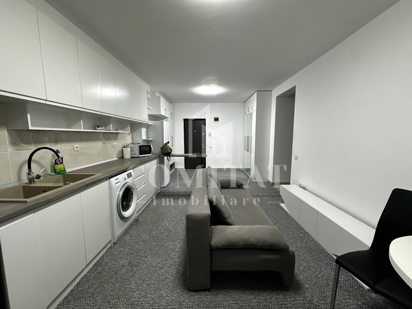 Apartament 2 camere | Loc de parcare | Zona Eroilor-Floresti - Poză 1