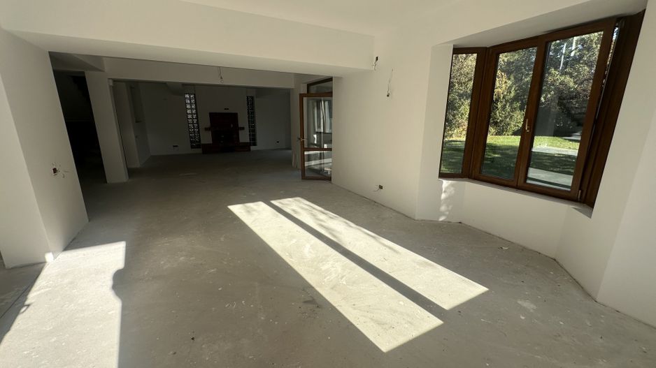 PARADISUL VERDE, VILA 507 MP, LOT 1.095 MP! - Poză 19